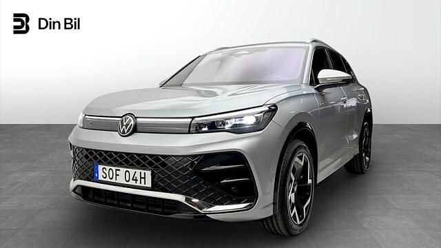 Silver Begagnad 2025 VW Tiguan R-line SUV | 489 900 kr (Lite dyr) - Bild 1/4