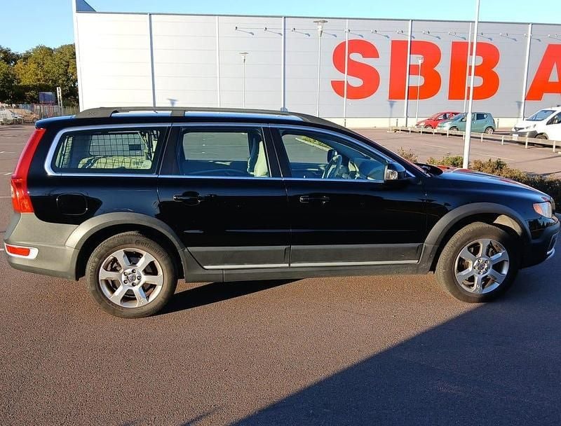 Begagnad Volvo XC70 Summum 163 HK (119 kW) 2011 Kombi