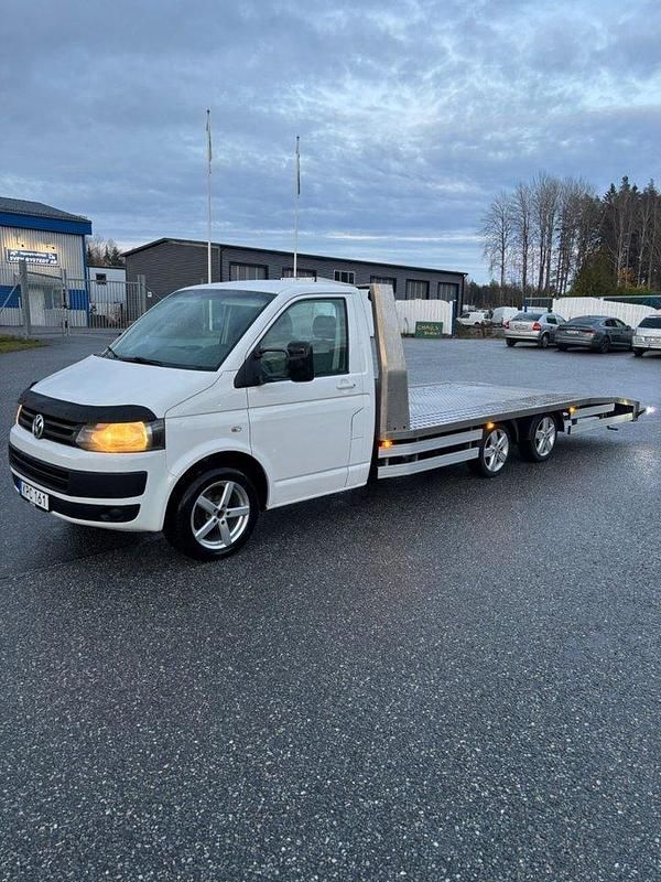 Vit Begagnad 2010 VW T5 Van | 196 500 kr - Bild 1/4