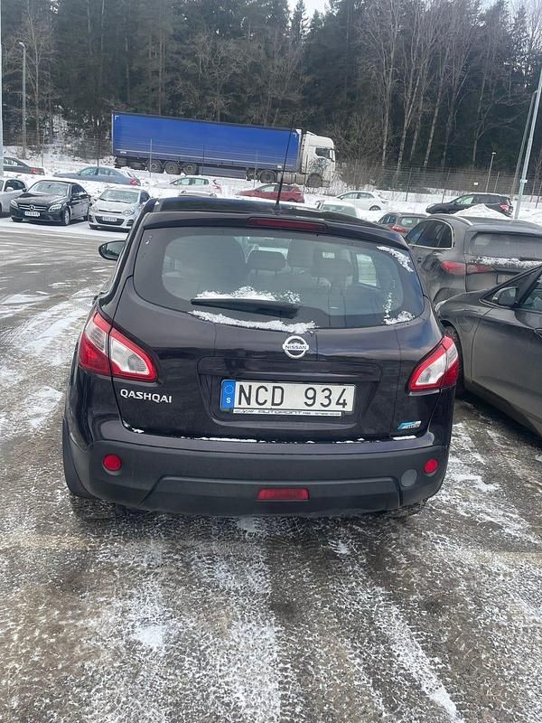 Begagnad Nissan Qashqai 130 HK (95 kW) 2013 SUV