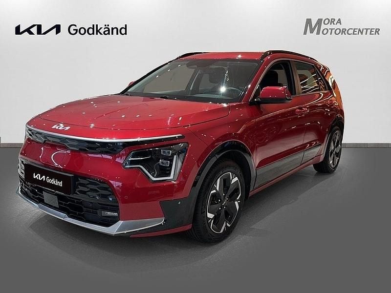 Röd Begagnad 2022 Kia e-Niro SUV | 319 000 kr (Marknadspris) - Bild 1/4