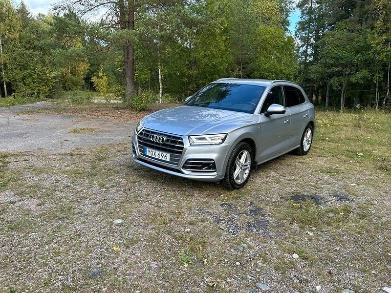 Begagnad 2018 Audi Q5 SUV | 295 000 kr (Marknadspris) - Bild 1/4
