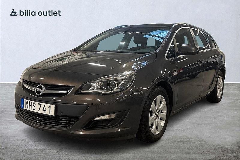 Grå Begagnad 2016 Opel Astra Kombi | 124 900 kr (Marknadspris) - Bild 1/3