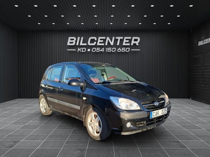 Svart Begagnad 2006 Hyundai Getz Halvkombi | 29 900 kr (Dyr) - Bild 1/4
