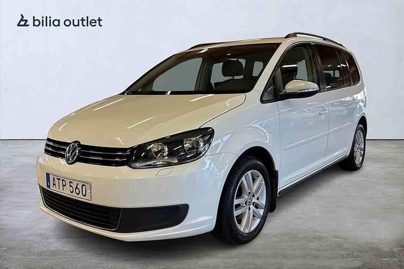 Vit Begagnad 2015 VW Touran Minibuss | 129 900 kr - Bild 1/1