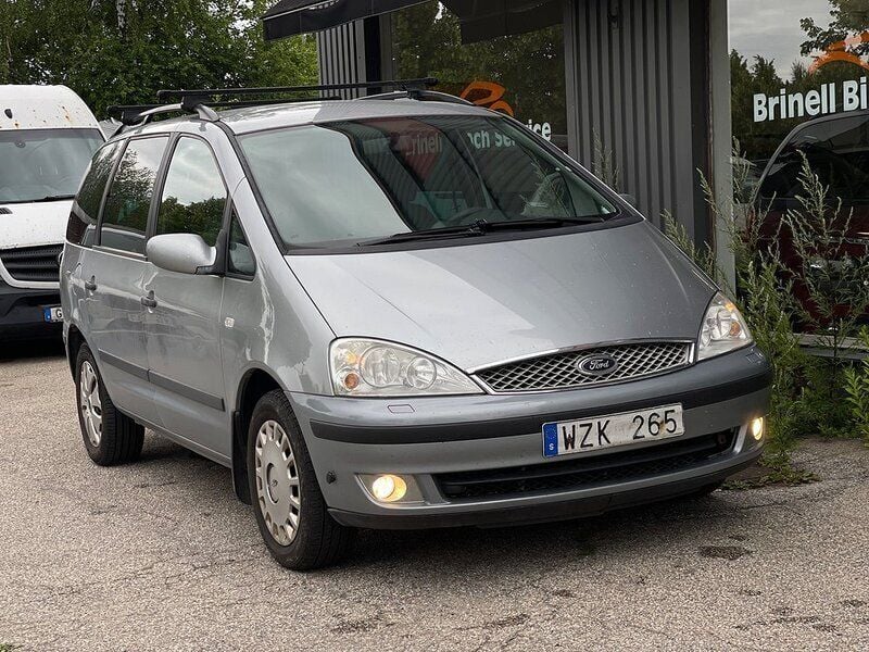 Silver Begagnad 2005 Ford Galaxy Minibuss | 25 000 kr (Bra pris) - Bild 1/4
