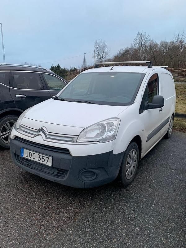 Begagnad 2014 Citroën Berlingo Minibuss | 39 000 kr (Marknadspris) - Bild 1/4