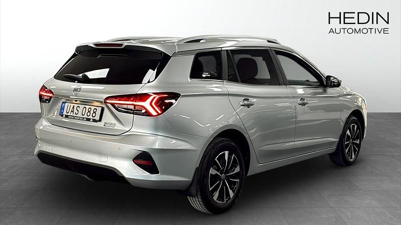 Begagnad MG MG5 EV Comfort 130 kW (177 HK) 2022 Grå Kombi