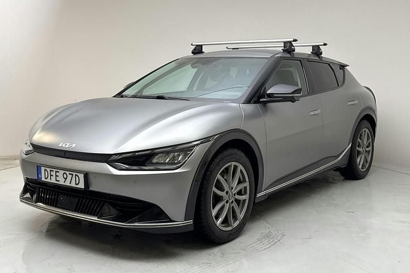 Grå Begagnad 2023 Kia EV6 Plus SUV | 309 000 kr (Superpris) - Bild 1/4