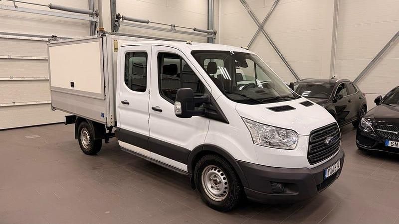 Vit Begagnad 2018 Ford Transit Van | 229 000 kr (Dyr) - Bild 1/4
