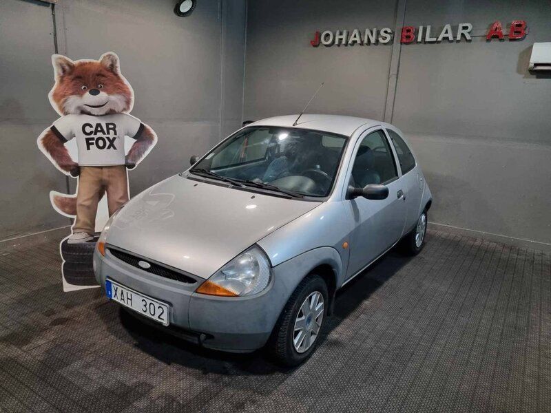 Silver Begagnad 2005 Ford Ka Halvkombi | 19 900 kr - Bild 1/4