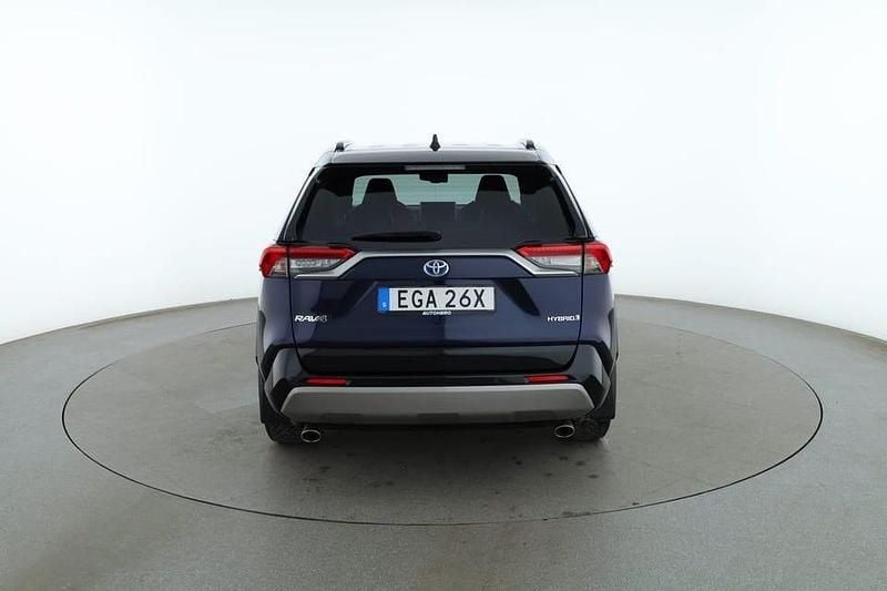 Begagnad Toyota RAV4 Hybrid 220 HK (161 kW) 2019 Blå SUV