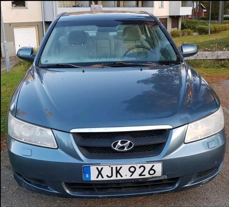 Blå Begagnad 2006 Hyundai Sonata Sedan | 8 000 kr - Bild 1/4