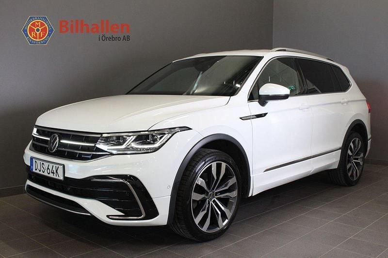 Vit Begagnad 2021 VW Tiguan Allspace R-line SUV | 359 000 kr (Lite dyr) - Bild 1/4