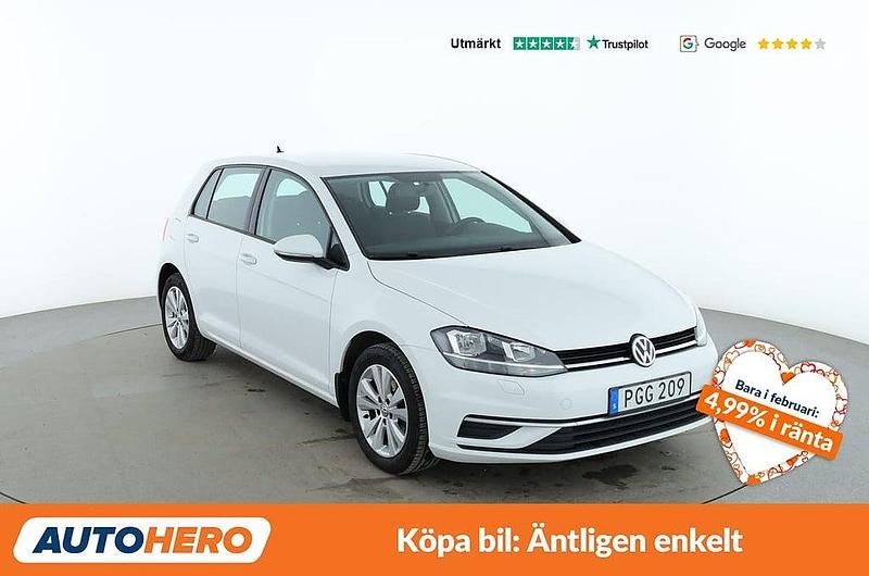 Begagnad VW Golf VII 112 HK (82 kW) 2017 Vit Halvkombi