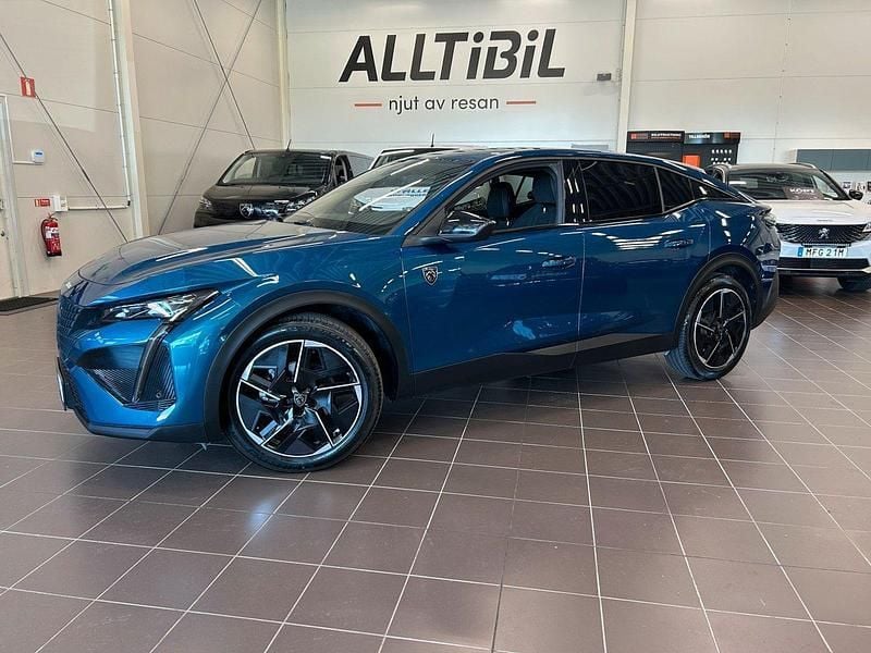 Blå Begagnad 2023 Peugeot 408 GT Sedan | 292 900 kr (Lite dyr) - Bild 1/3