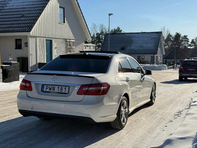Begagnad Mercedes E220 170 HK (125 kW) 2011