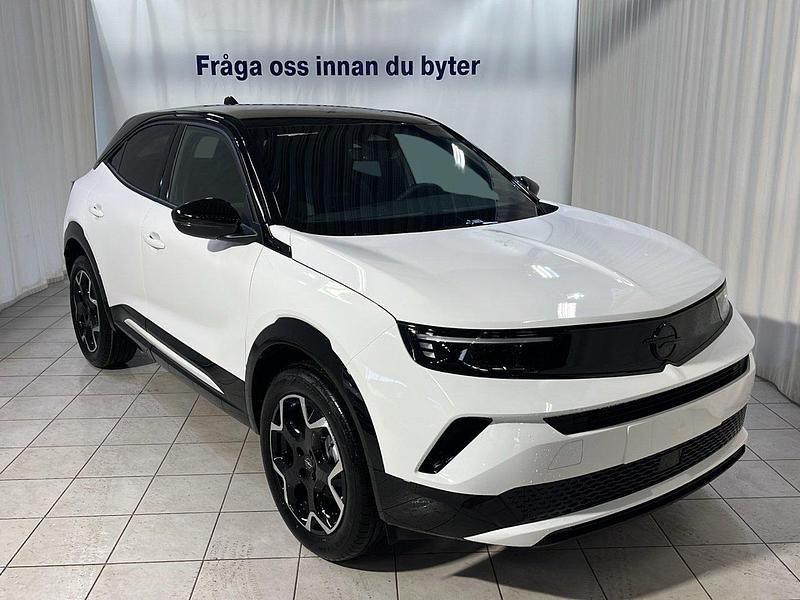 Vit (white jade) Ny 2025 Opel Mokka SUV | 319 900 kr (Marknadspris) - Bild 1/4