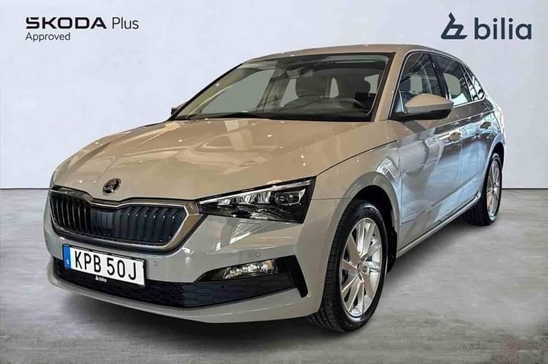 Grå Begagnad 2023 Skoda Scala Halvkombi | 239 800 kr - Bild 1/1