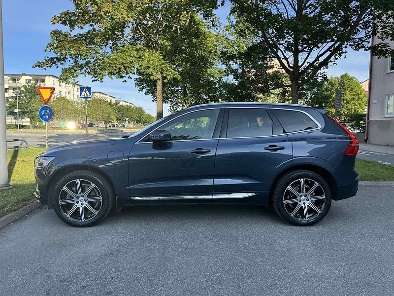 Blå Begagnad 2020 Volvo XC60 Inscription SUV | 389 999 kr (Marknadspris) - Bild 1/4