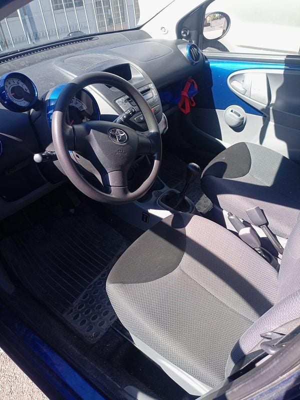 Begagnad 2007 Toyota Aygo Halvkombi | 21 000 kr (Marknadspris) - Bild 1/4