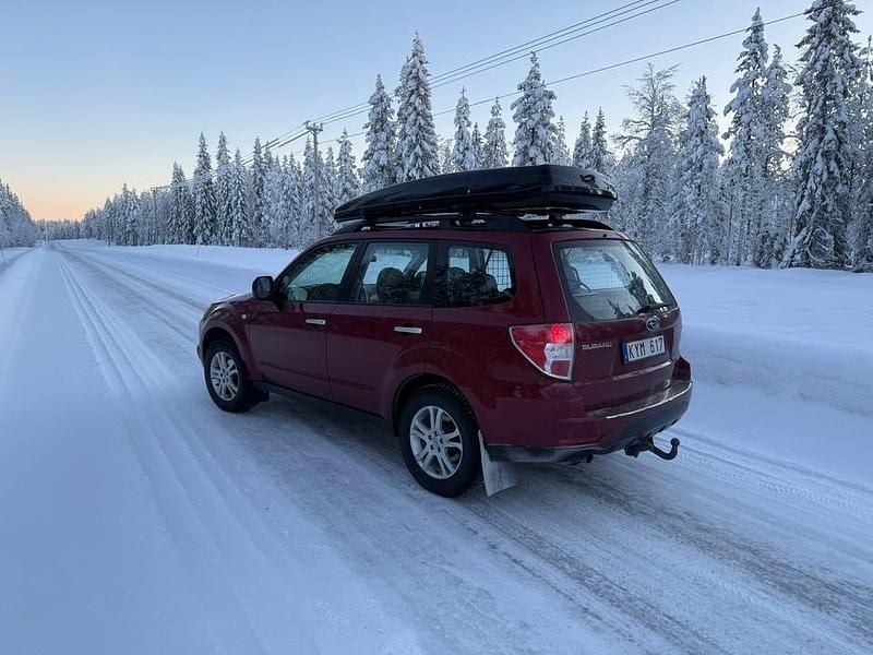 Begagnad Subaru Forester 150 HK (110 kW) 2010 SUV