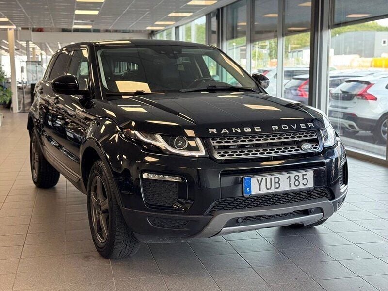 Svart Begagnad 2019 Land Rover Range Rover evoque SUV | 229 900 kr - Bild 1/3