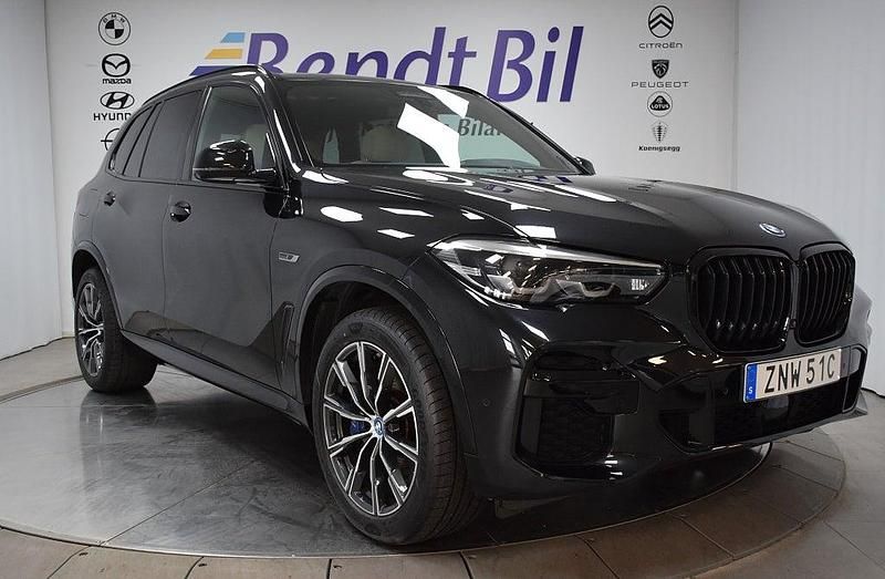 Begagnad BMW X5 M Sport 394 HK (289 kW) 2021 Black sapphire metallic SUV