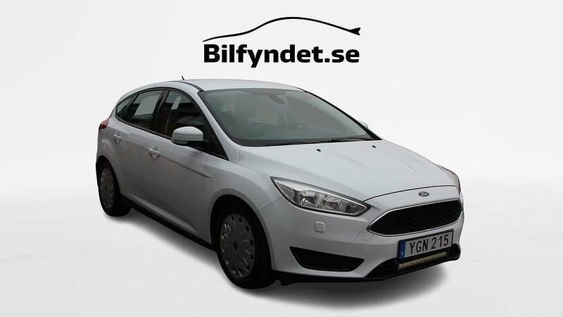 Begagnad Ford Focus 106 HK (77 kW) 2016 Vit Halvkombi