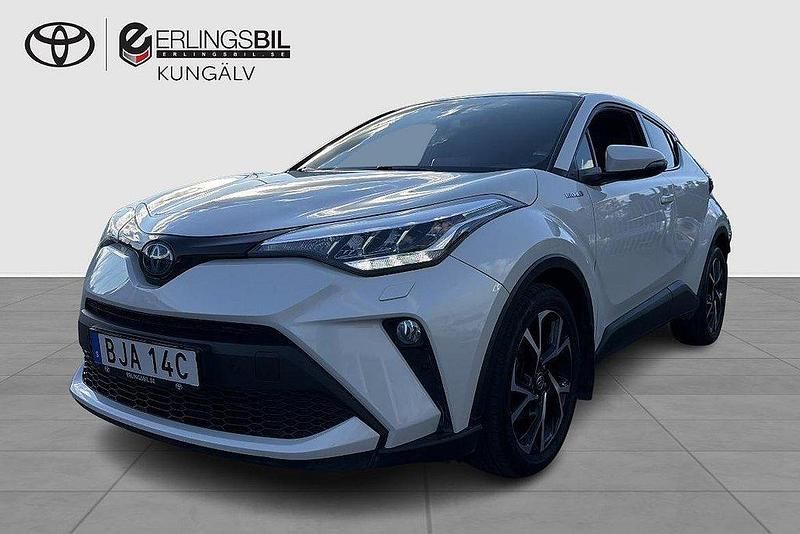 Vit Begagnad 2020 Toyota C-HR Edition SUV | 224 900 kr (Marknadspris) - Bild 1/3