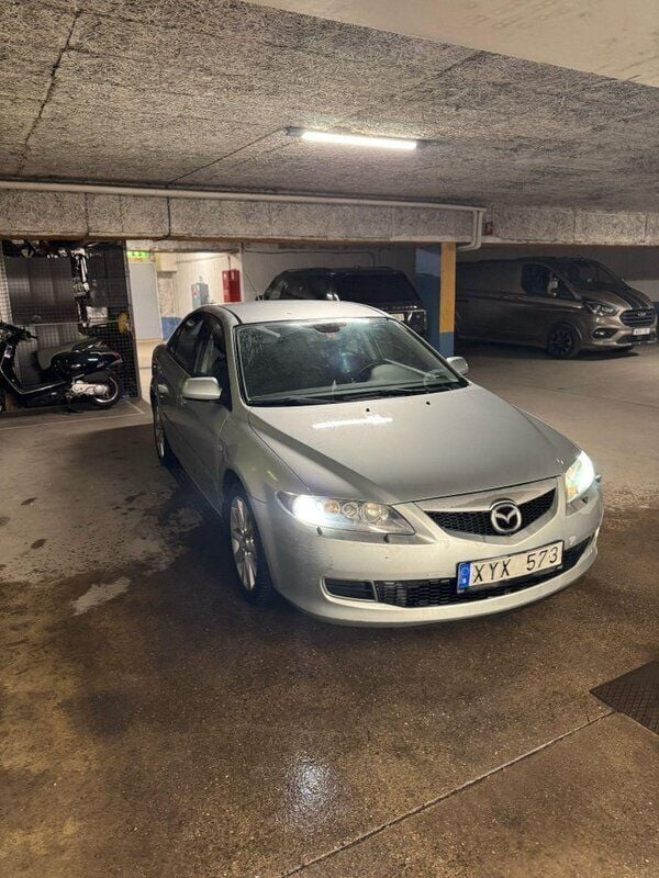 Grå Begagnad 2007 Mazda 6 Inclusive Halvkombi | 22 000 kr (Bra pris) - Bild 1/4