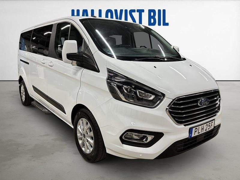 Begagnad Ford Tourneo Custom 131 HK (96 kW) 2019 Vit Van
