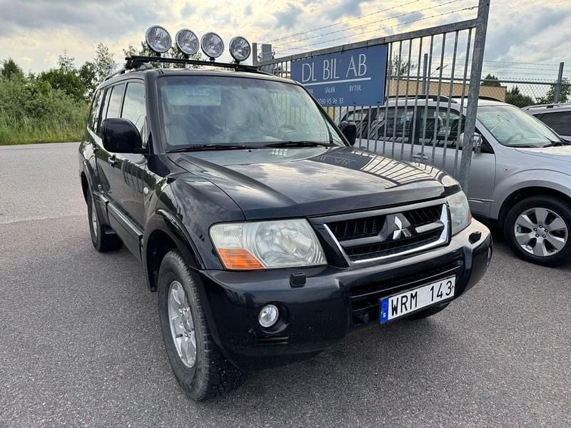 Begagnad 2005 Mitsubishi Pajero SUV | 30 000 kr (Bra pris) - Bild 1/4