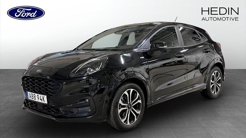 Svart Begagnad 2022 Ford Puma ST-Line Sportkupé | 209 900 kr (Marknadspris) - Bild 1/4