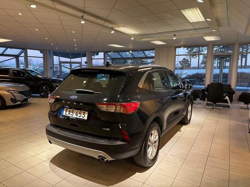 Begagnad Ford Kuga Titanium 224 HK (164 kW) 2022 Svart SUV
