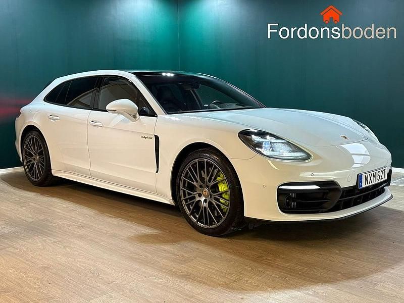 Begagnad Porsche Panamera Sport Turismo 441 HK (324 kW) 2020 Vit Kombi