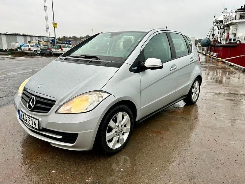 Begagnad 2010 Mercedes A160 Halvkombi | 23 000 kr (Bra pris) - Bild 1/4