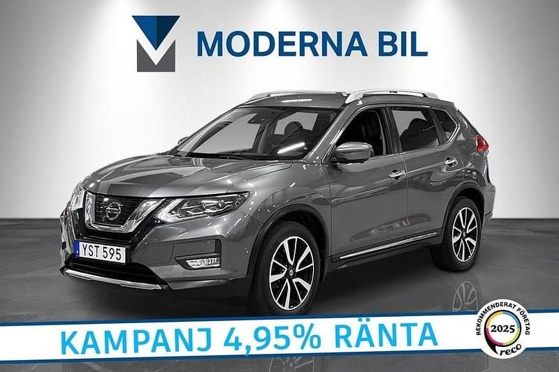Grå Begagnad 2017 Nissan X-Trail Tekna SUV | 179 700 kr (Marknadspris) - Bild 1/4