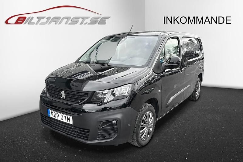Begagnad Peugeot Partner 132 HK (97 kW) 2020 Svart Minibuss