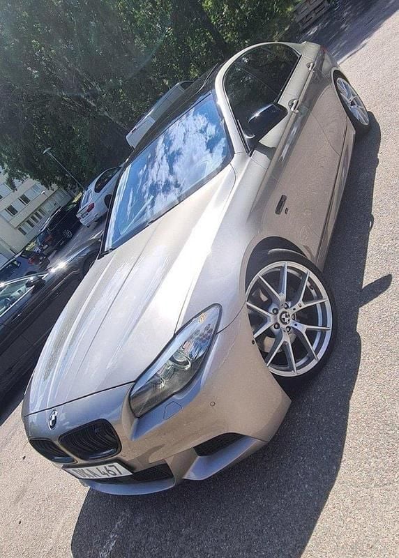 Silver Begagnad 2011 BMW 535 M Sport Sedan | 199 000 kr (Superpris) - Bild 1/4