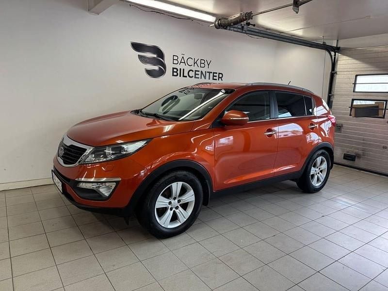 Orange Begagnad 2010 Kia Sportage EX SUV | 74 900 kr (Marknadspris) - Bild 1/4