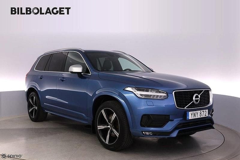 Blå Begagnad 2017 Volvo XC90 R-Design SUV | 384 800 kr (Superpris) - Bild 1/4