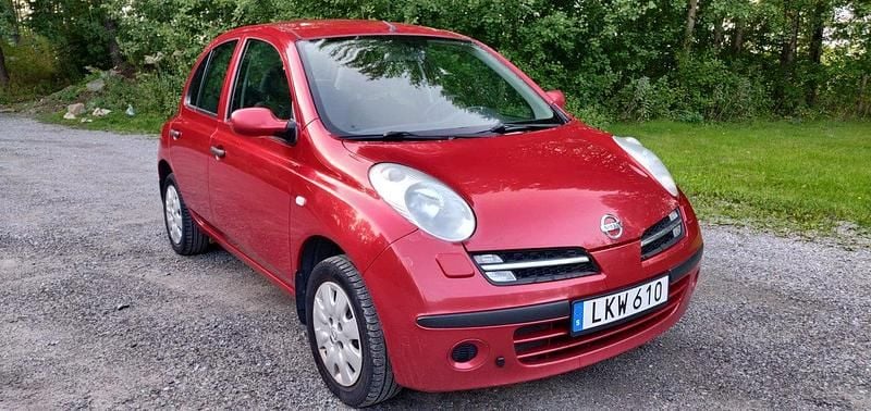 Röd Begagnad 2007 Nissan Micra Halvkombi | 23 500 kr (Marknadspris) - Bild 1/4
