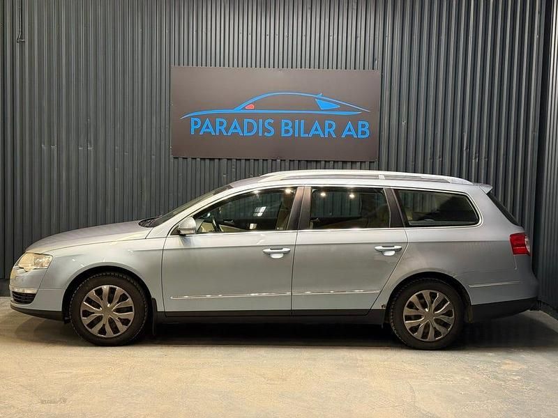 Begagnad VW Passat Sportline 150 HK (110 kW) 2009 Ljusblå Kombi