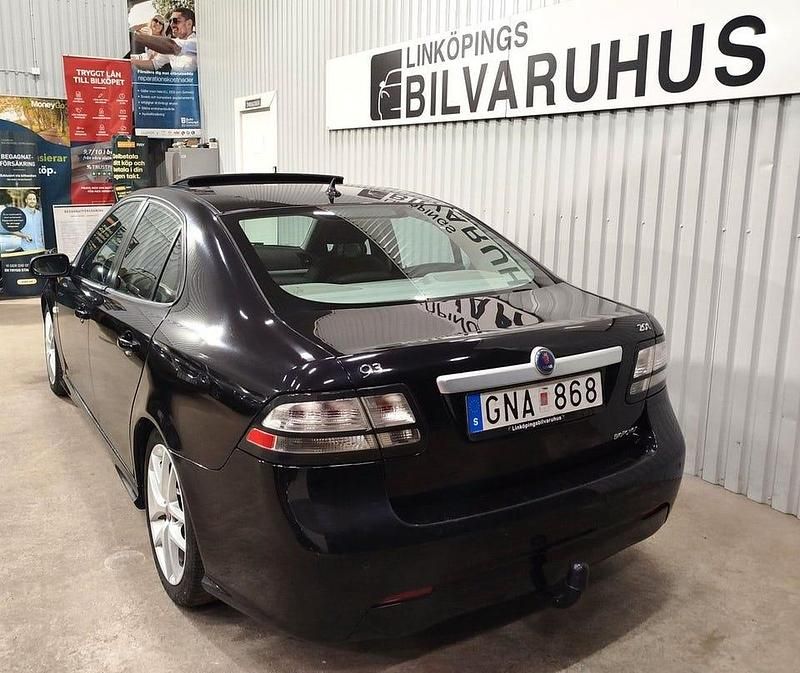 Begagnad Saab 9-3 Vector 175 HK (128 kW) 2008 Svart Sedan