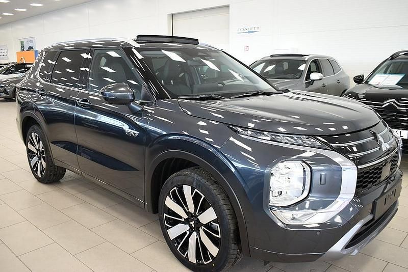Ny Mitsubishi Outlander P-HEV Instyle 136 HK (100 kW) 2025 Grå SUV