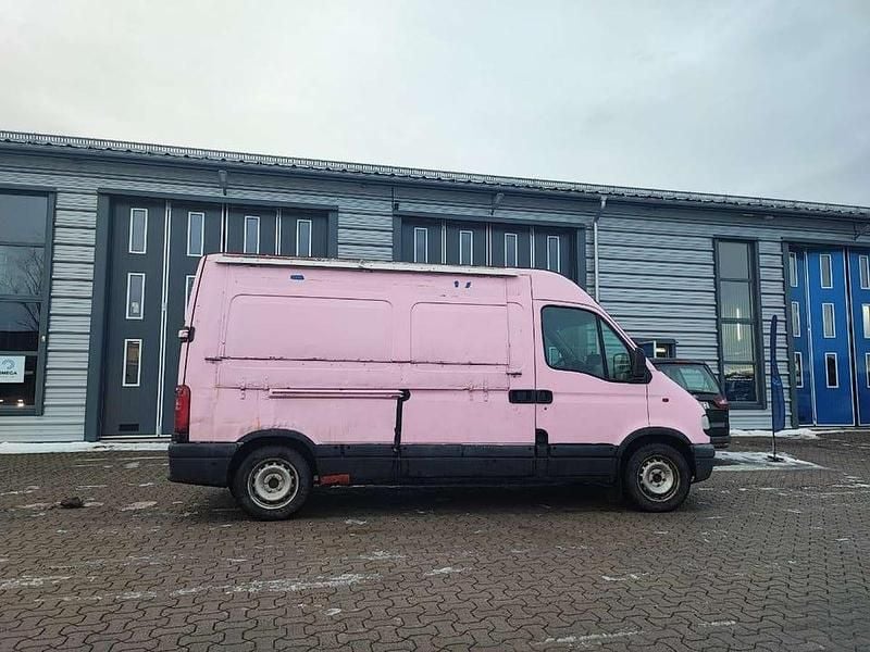 Begagnad Renault Master 115 HK (84 kW) 2003