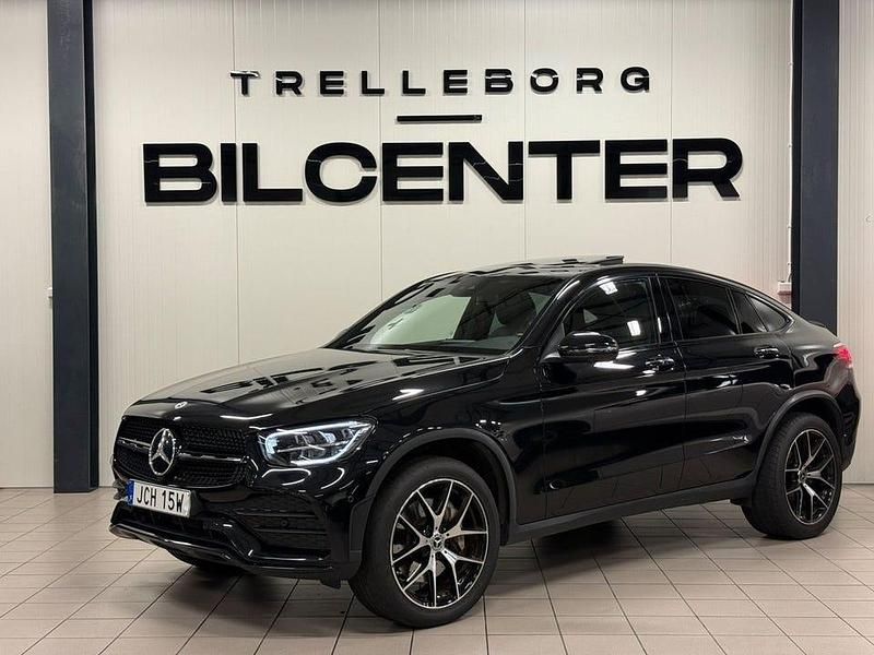 Begagnad Mercedes GLC300 320 HK (235 kW) 2023 Svart Sportkupé