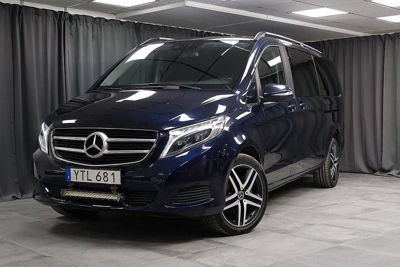 Begagnad 2018 Mercedes V250 AMG Minibuss | 319 000 kr - Bild 1/4