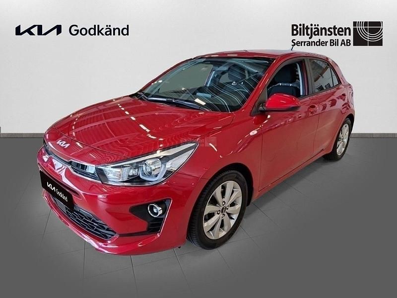 Röd Begagnad 2022 Kia Rio Advance Halvkombi | 159 900 kr (Marknadspris) - Bild 1/4